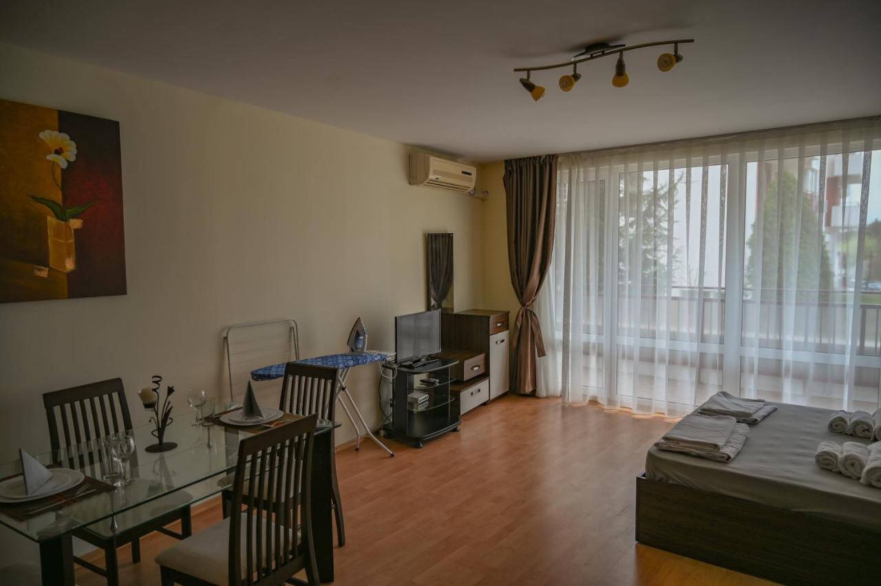 Panorama Fort Beach, Фамилно Студио Deluxe Sveti Vlas Luaran gambar